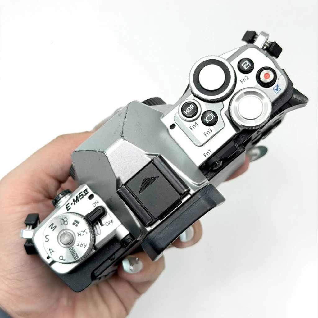 Olympus E-M5 Mark II Body thumbnail 7
