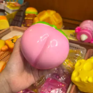 สกุชชี่พีชจัมโบ้ Squishy Peach สโลว์มาก นุ่มเด้ง บีบคลายเครียด ของเล่น ของสะสม ไม่มีแบรนด์