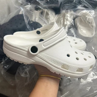 รองเท้าแตะ Classic Clog รุ่นแฟชั่น สวมใส่ง่าย น้ำหนักเบา ระบายอากาศดี ใส่สบาย สำหรับผู้หญิงและผู้ชาย Unisex