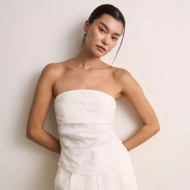 [ NEW IN ] SAC.BKK เสื้อเกาะอก ผ้าลินิน Strapless Linen Top