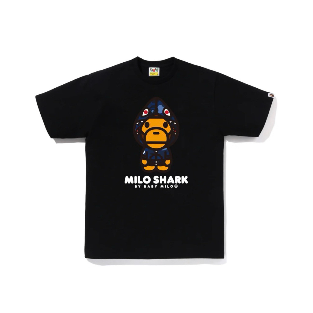 พร้อมส่ง เสื้อยืด BAPE Color Camo Milo Shark FZH Tee Size M ราคา 5,190 บาท