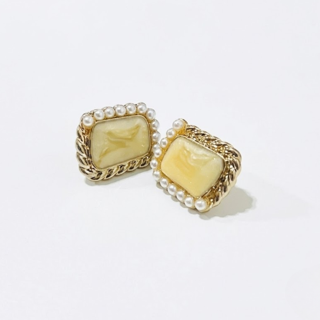 Selene  Earring  BCF