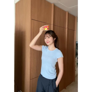 Dressupcorner เสื้อนิตแขนล้ำปักโลโก้ DCN01236