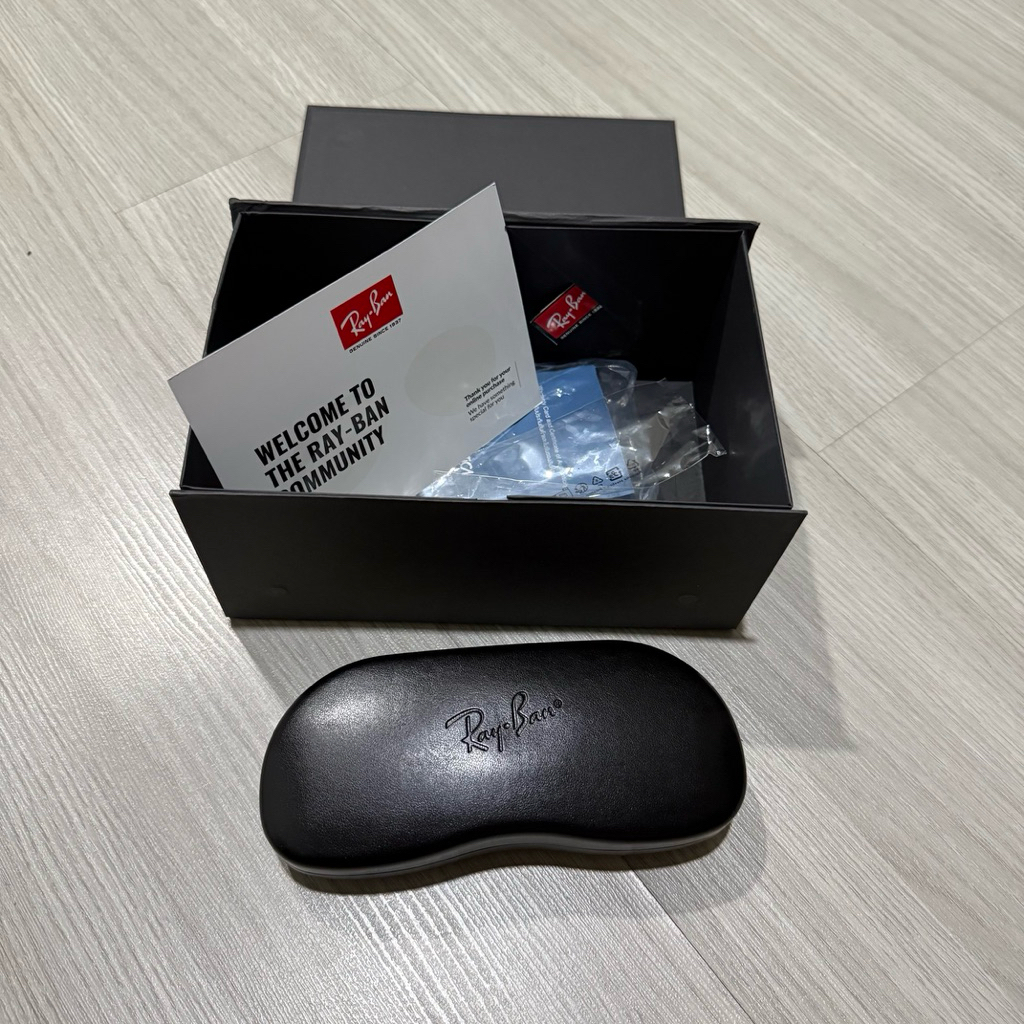แว่น Rayban มือสอง สภาพใหม่มาก ใส่ไปสองครั้ง