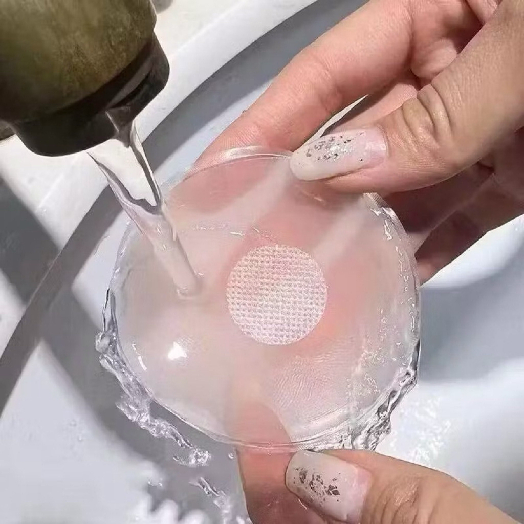 แผ่นซิลิโคนปิดจุกนม 6 คู่ แผ่นปิดหัวนม ซิลิโคนปิดจุก แบบมีกาว Invisible Nipple Cover กันน้ำ กันเหงื่อ สีเนื้อ แนบเนียน
