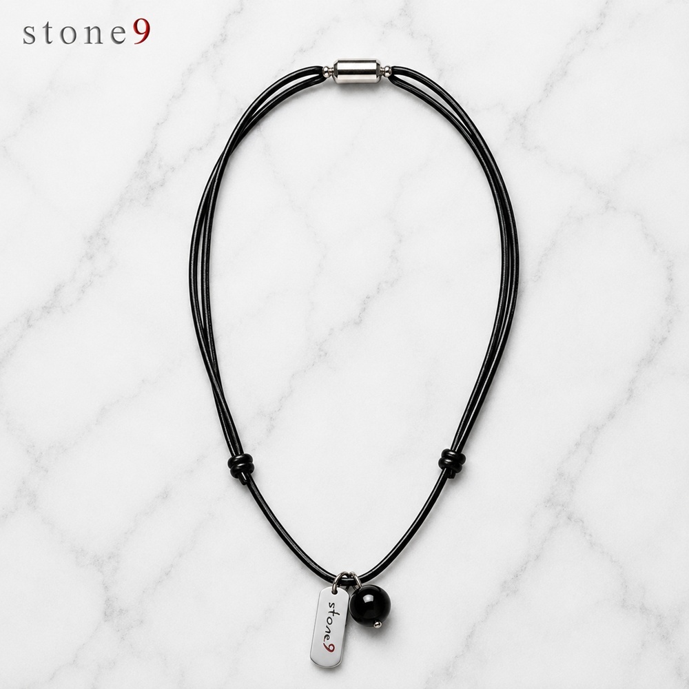 สร้อยคอเชือกหนังพร้อมจี้หินแท้ Black Onyx