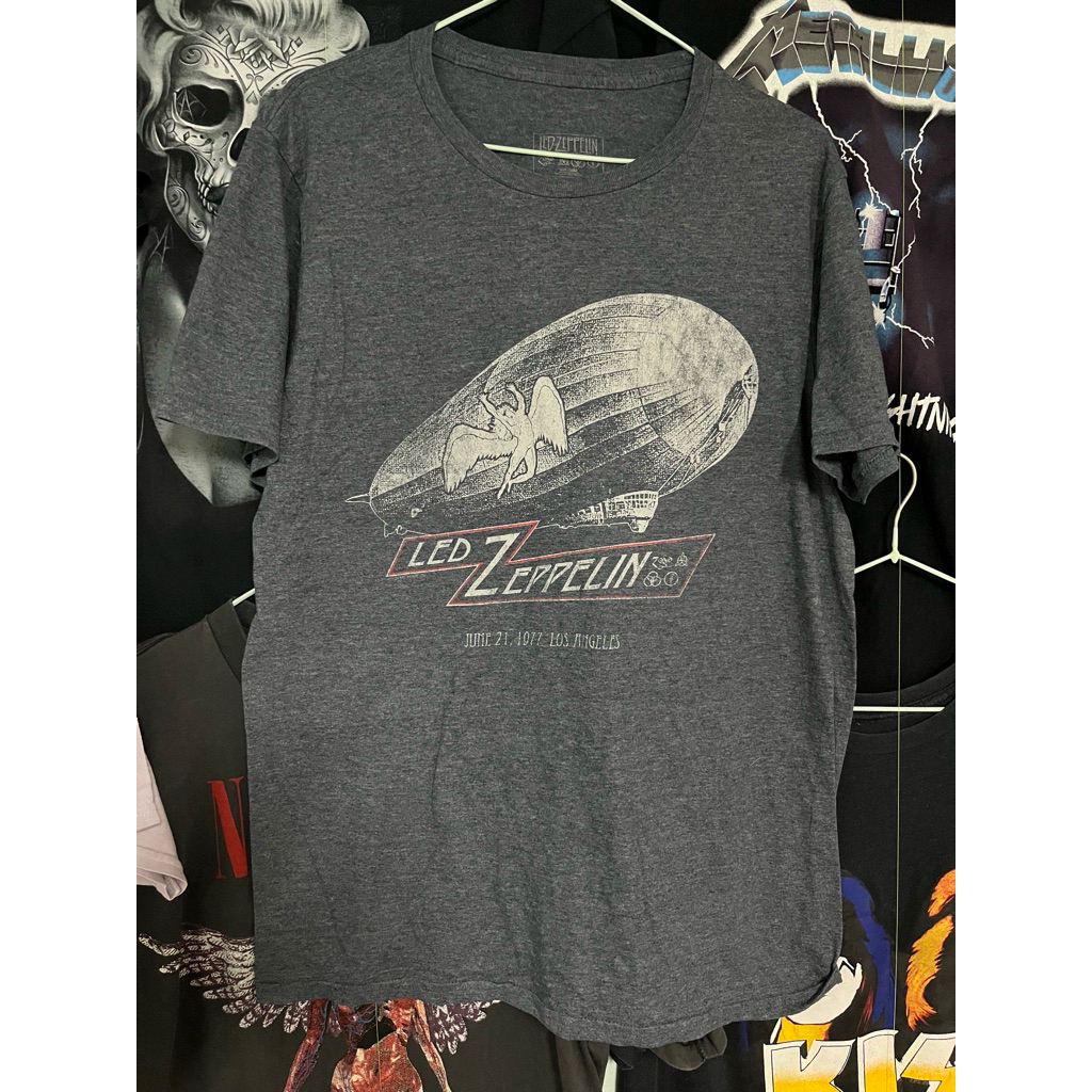 เสื้อยืดมือสอง เสื้อทัวร์วง Led Zeppelin (ลายคอนเสิร์ต June 21, 1977 Los Angeles) size: M อก41“ ยาว2