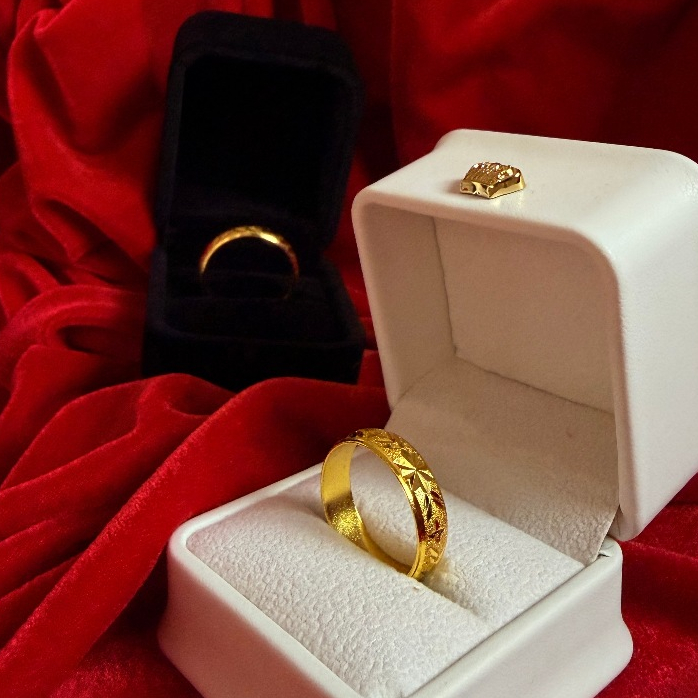 APPLE GOLD SHOP  รหัส RN-17(ลายเพชรตัด) ทองเคลือบแก้ว ) ทองหนัก 50สต.