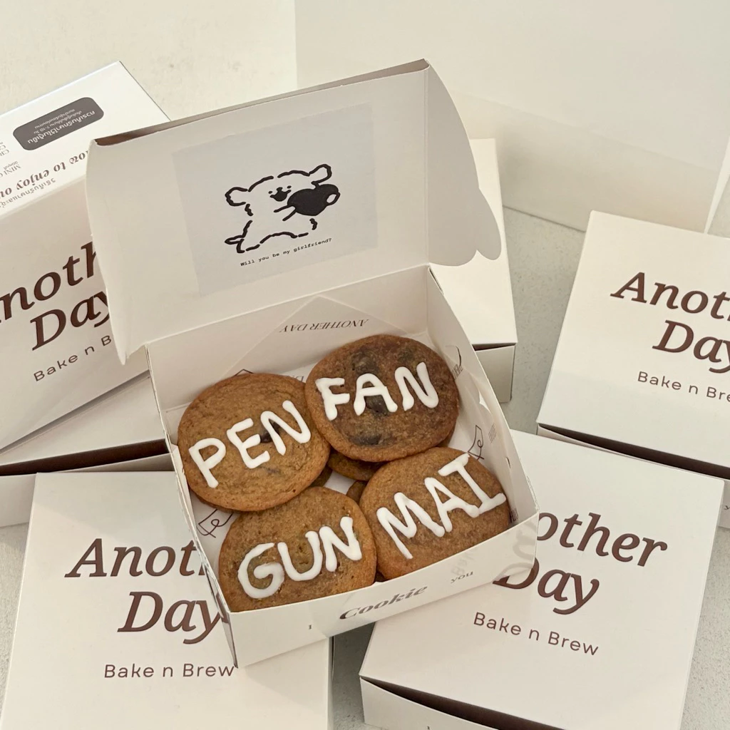 Mini Cookie Cake —คุกกี้เขียนหน้า ฟรีภาพสติ๊กเกอร์ติดฝากล่อง (ส่งรูปในบ้านเขียว)