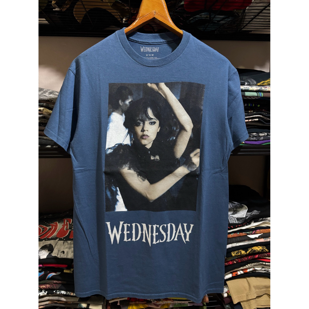 เสื้อยืดซีรีส์ WEDNESDAY แท้💯 มือ2 สภาพดี