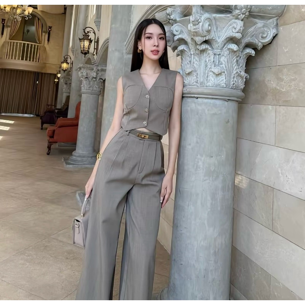 ส่งต่อ งาน set size xs ร้าน vellis (ไม่มีเข็มขัด)