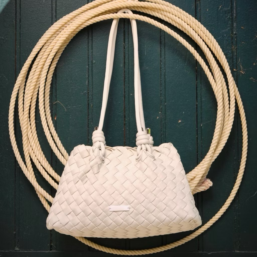 Something Apparels 🎀 มือสอง Le Petite Jardin Bag สี Sage