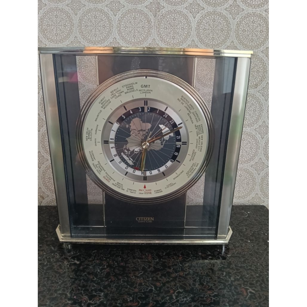 นาฬิกาตั้งโต๊ะวินเทจ Citizen Quartz Alarm World Time (รุ่นเก่าทศวรรษ 1990)