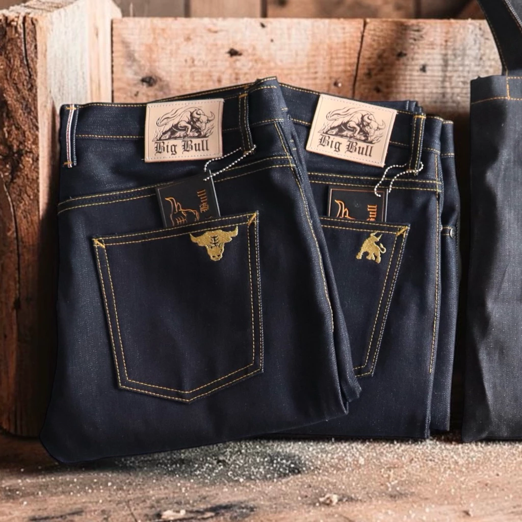 กางเกง BIG BULL DENIM รุ่น KU - 16 ผ้าดิบ 16 ออนซ์ริมสองสีแดงทอง