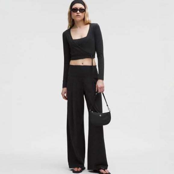 88 OUTLET ทรงนี้ที่ตามหา กางเกงขายาวทรงขากว้างเอวสูงจับจีบด้านหน้า Align™ Palazzo Pant Regular