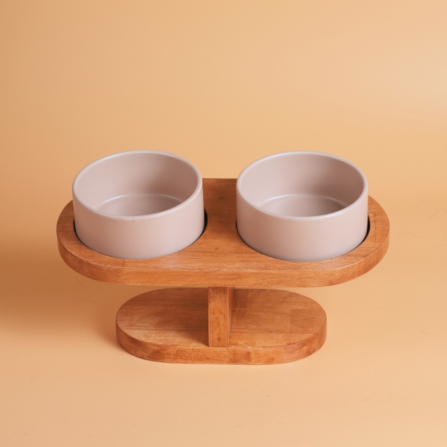 (แท่นเอียง) Slanted Wooden Stand with double bowl แท่นไม้เอียงทรงมน2หลุมพร้อมชามอาหารสัตว์เลี้ยง