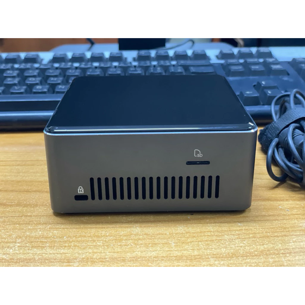 Mini PC Intel NUC7i5BNH  Core™ i5-7620U thumbnail 4