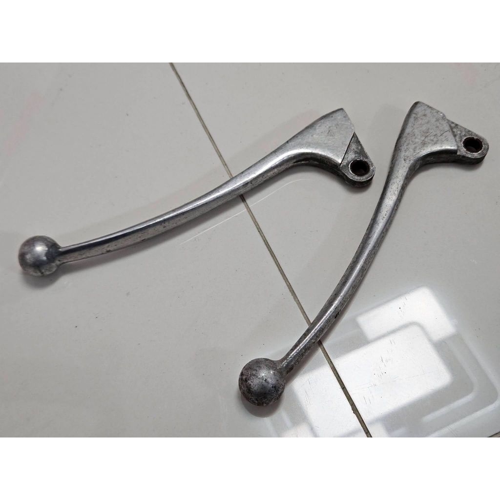 (ราคาต่อ1อัน) มือคลัทช์ แท้ญี่ปุ่น Honda C92 C95 C72 C77 CB72 CB77