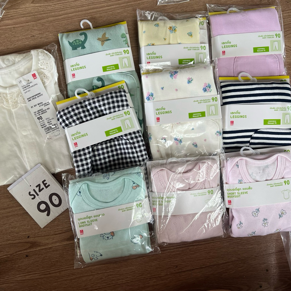 New : Uniqlo Size 90 รวมแบบ เสื้อ กางเกง รอมเปอร์