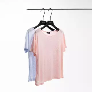 CHEWA Cloud Kiss Tee - เสื้อยืดคอปาด ผ้าลินินสลาฟ - K5