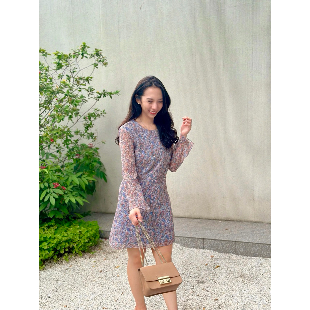 𝘾𝙝𝙚𝙧 - CAYLA.APPARELS เดรส ชุดกระโปรง