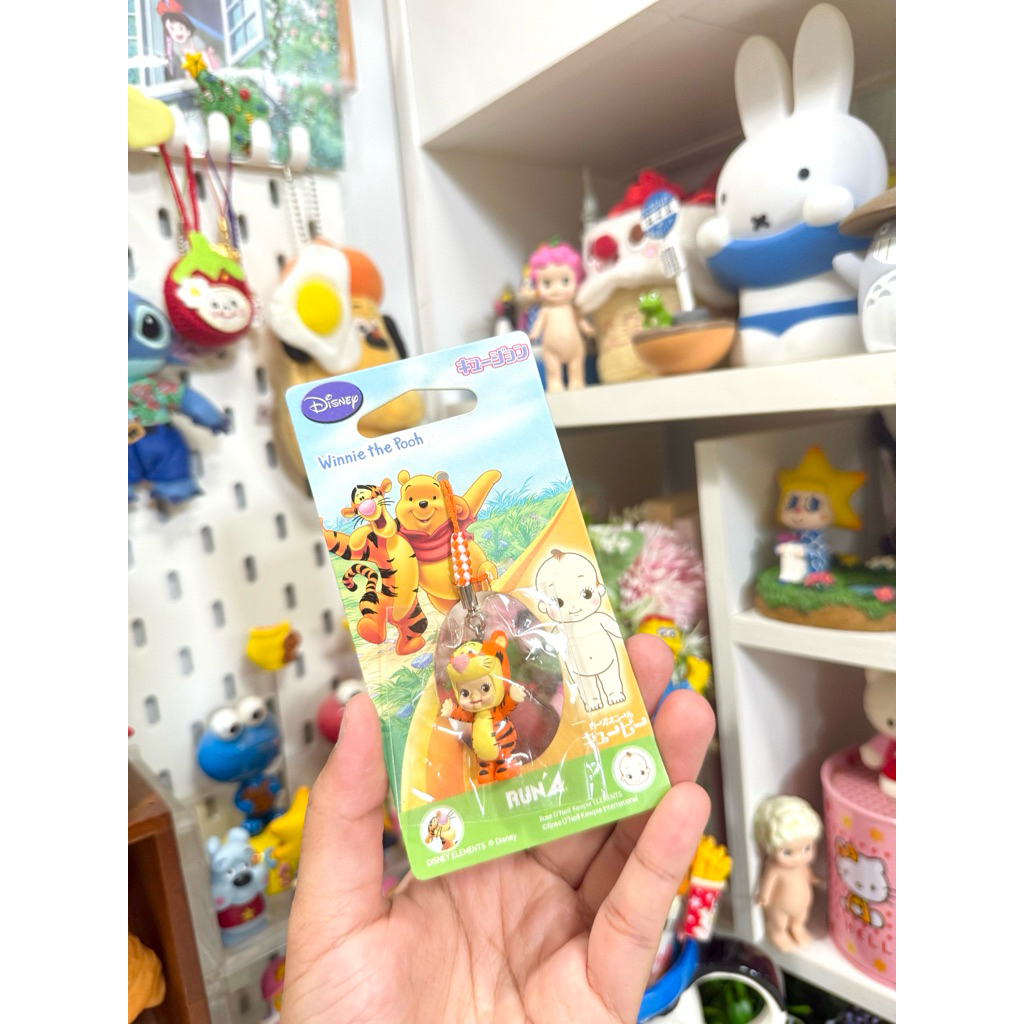 พวงกุญแจ Kewpie รุ่น Disney Winnie the Pooh  งานคอลเก่า น่าสะสม ลิขสิทธิ์แท้จากญี่ปุ่น🇯🇵