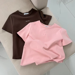 SISSY : เสื้อยืดคอกลมแขนสั้น (S–L) ทรงเบสิคปักโลโก้มินิมอล ใส่สบาย ใส่ได้ทุกวัน