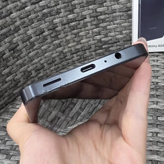 โทรศัพท์มือถือสมาร์ทโฟน Samsung a06 5g [4/64]