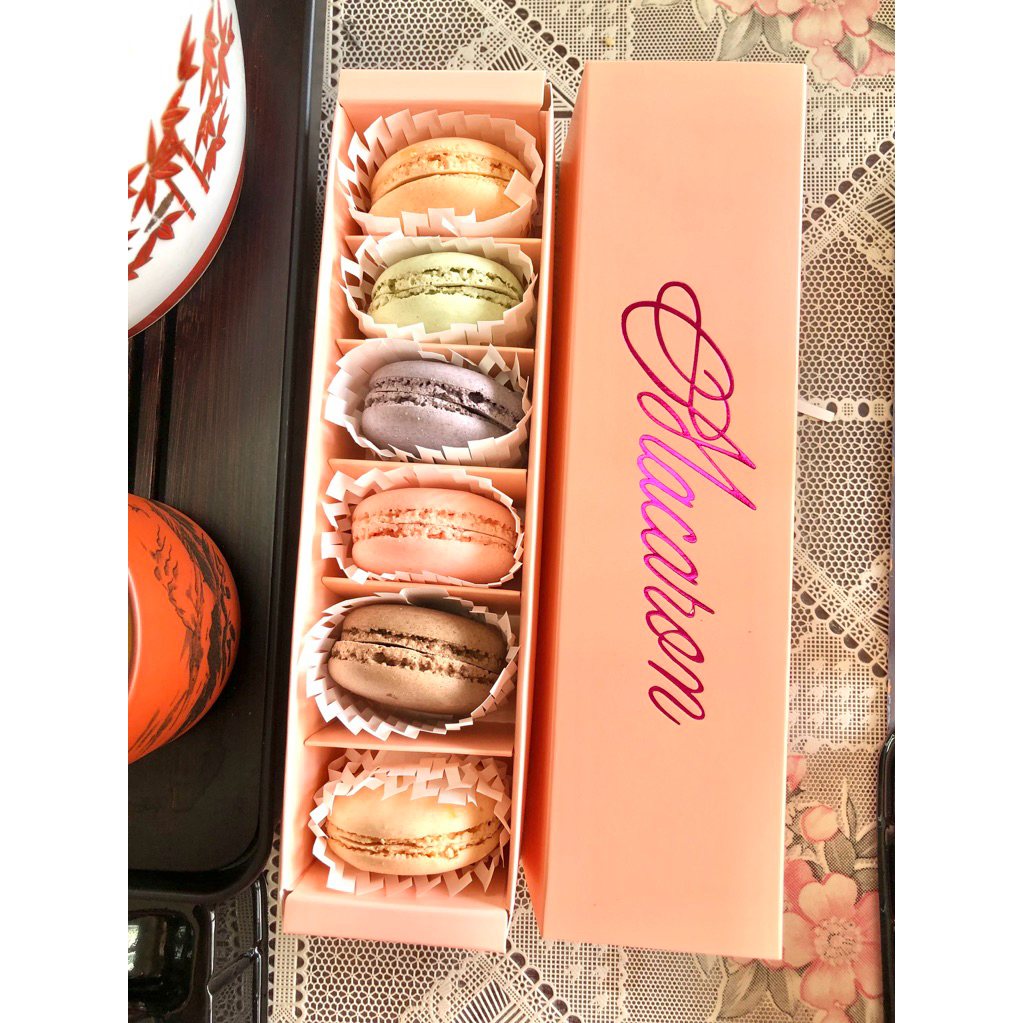 🍰❤️🎉มาการอง Teddy Macaron 6ชิ้น กล่องยาวเกรดพรีเมี่ยม หวานหอม ละมุนไม่หวานเลี่ยน กรอบนุ่ม ชิ้นใหญ่เต็มคำ รับรองความอร่อย