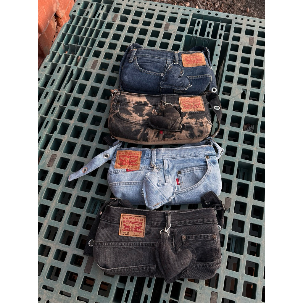พร้อมส่ง/ส่งฟรี denim bag มีให้เลือกหลายเฉดสี