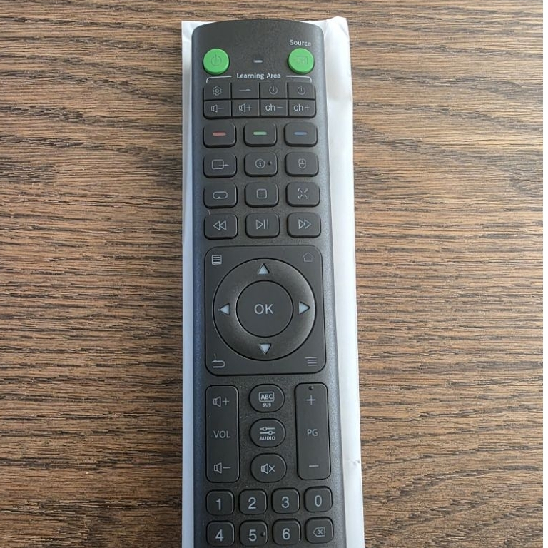 Zidoo V12 Remote Control (รุ่นปุ่มเขียว) ซึ่งเป็นรีโมทคอนโทรลสำหรับเครื่องเล่นสื่อไฮเอนด์ (Media Pla