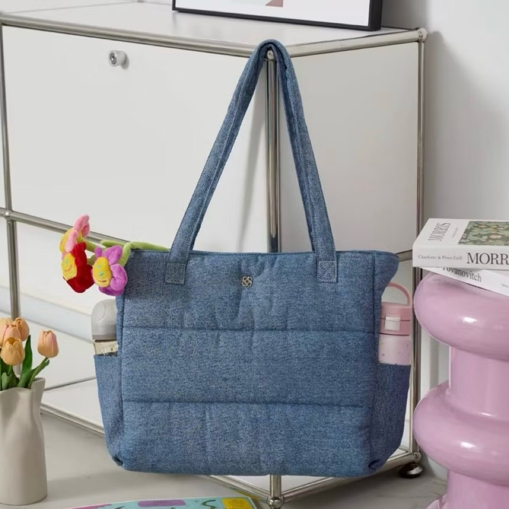 PEROTA_Brand : Alby Bag สี light blue - กระเป๋าสะพายไหล่ ผ้ายีนส์ ใส่ Laptop Notebook หรือ iPad ได้