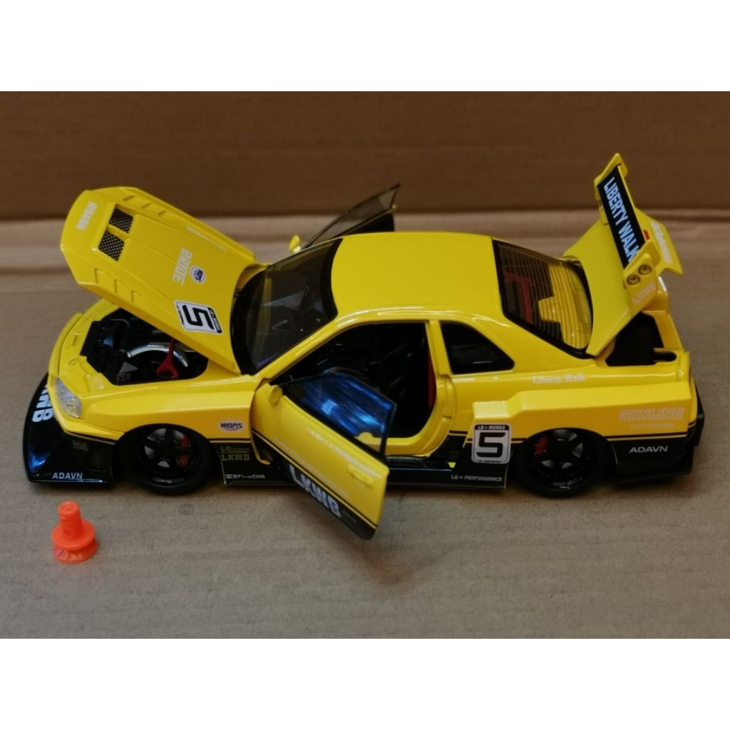 Nissan Skyline "LBWK" (ER34) Super Silhouette Yellow