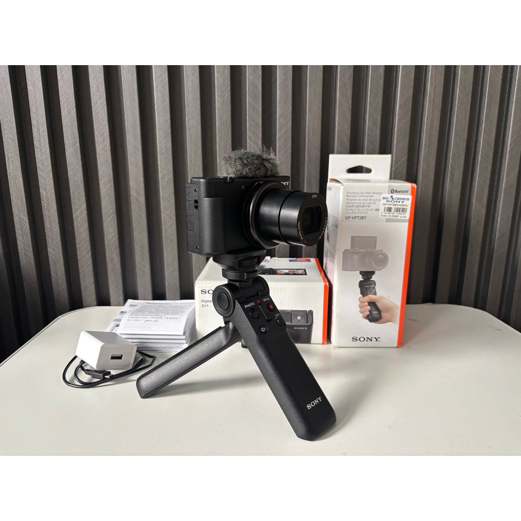 กล้องมือสอง Sony ZV-1 + ขาตั้งกล้อง Sony