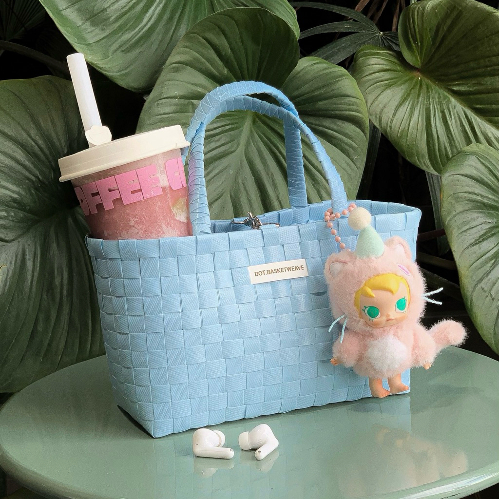 DOT.BASKETWEAVE | Pixie Purse (Mini Woven Bag) | กระเป๋าสานฝีมือคนไทย Handwoven Recycled Plastic