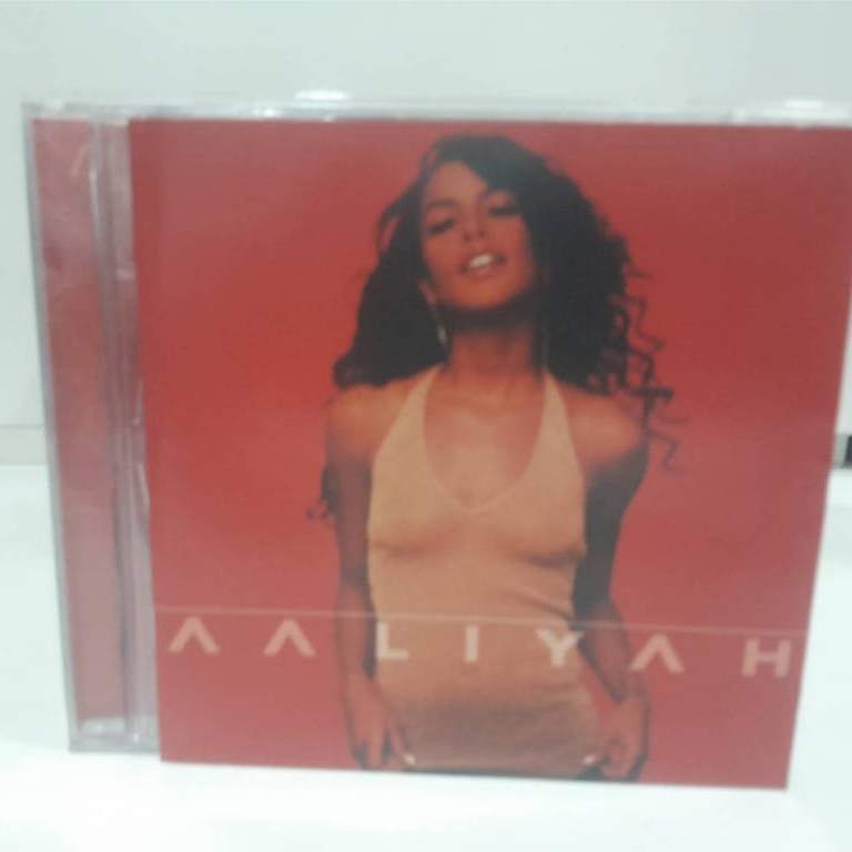 1 CD MUSIC ซีดีเพลงสากล Aaliyah by Aaliyah NEW *CRACKED CASE*  (L1D157)