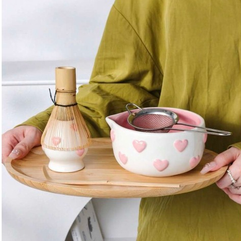 Set 2 ชิ้น ถ้วยชงมัทฉะ + ที่วางแปรงชงมัทฉะ เซรามิกลายหัวใจสีชมพู Matcha Set สไตล์เกาหลี