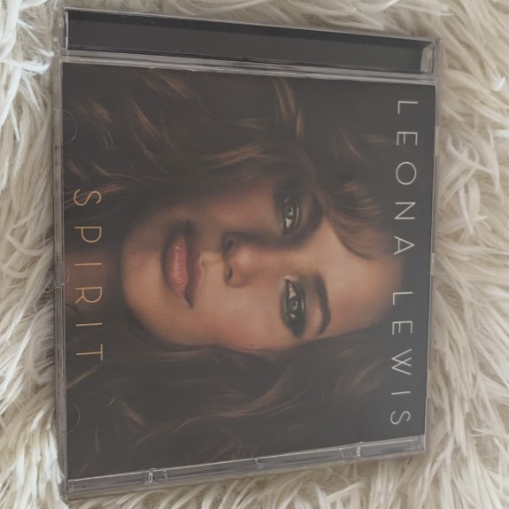 Leona Lewis – Spirit, Sony BMG Music Entertainment – 88697025542