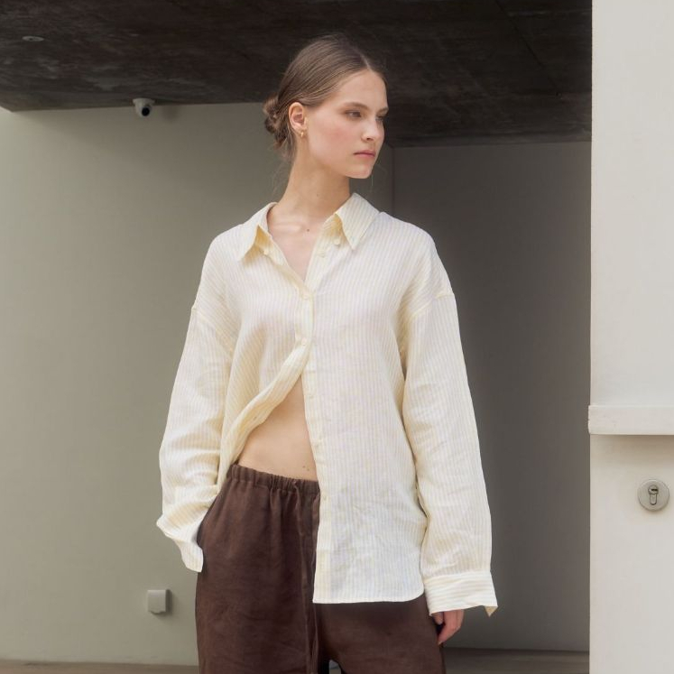 SAC.BKK Essentials เสื้อเชิ้ตลายทาง รุ่น Essential Linen Stripe Shirt
