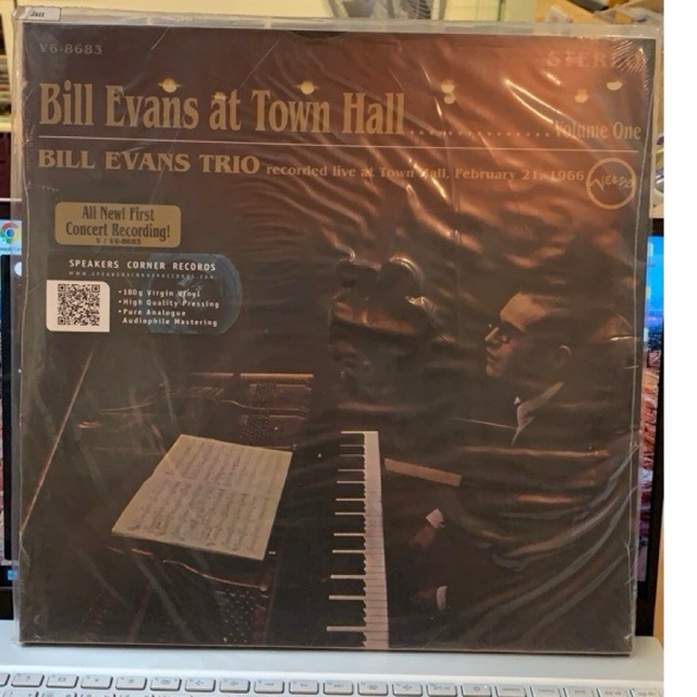 BILL EVANS – AT TOWN HALL, VOLUME ONE Verve / Speakers Corner Records – Audiophile Vinyl