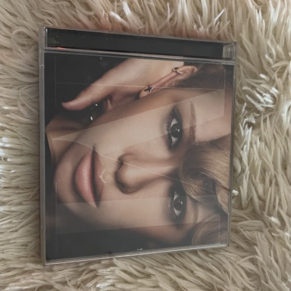Miliyah Kato – M Best Sony Music Records – SRCL-7777~8, Mastersix Foundation – SRCL-7777~8