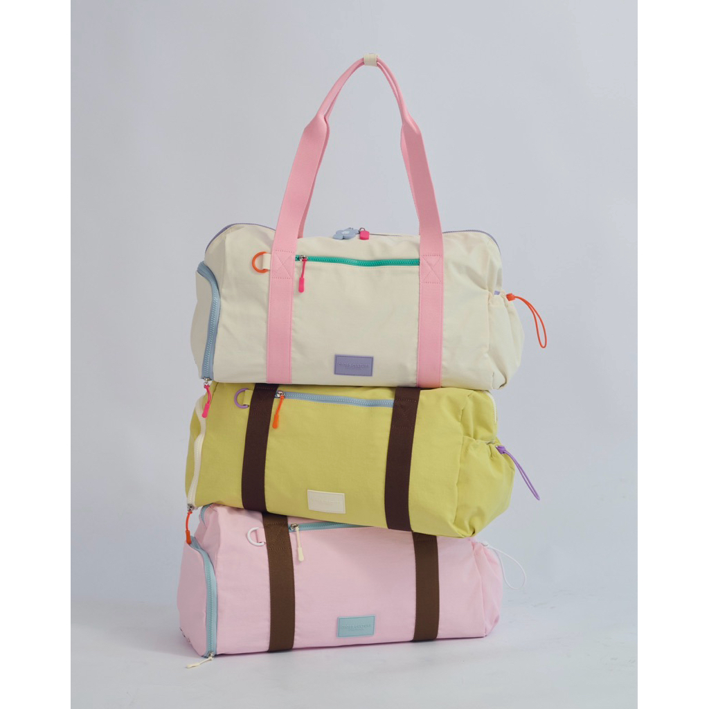 CROSS CULTURE - COURTSIDE GYM/TRAVEL BAG กระเป๋าออกกำลังกาย/กระเป๋าเดินทาง สีสันสดใส