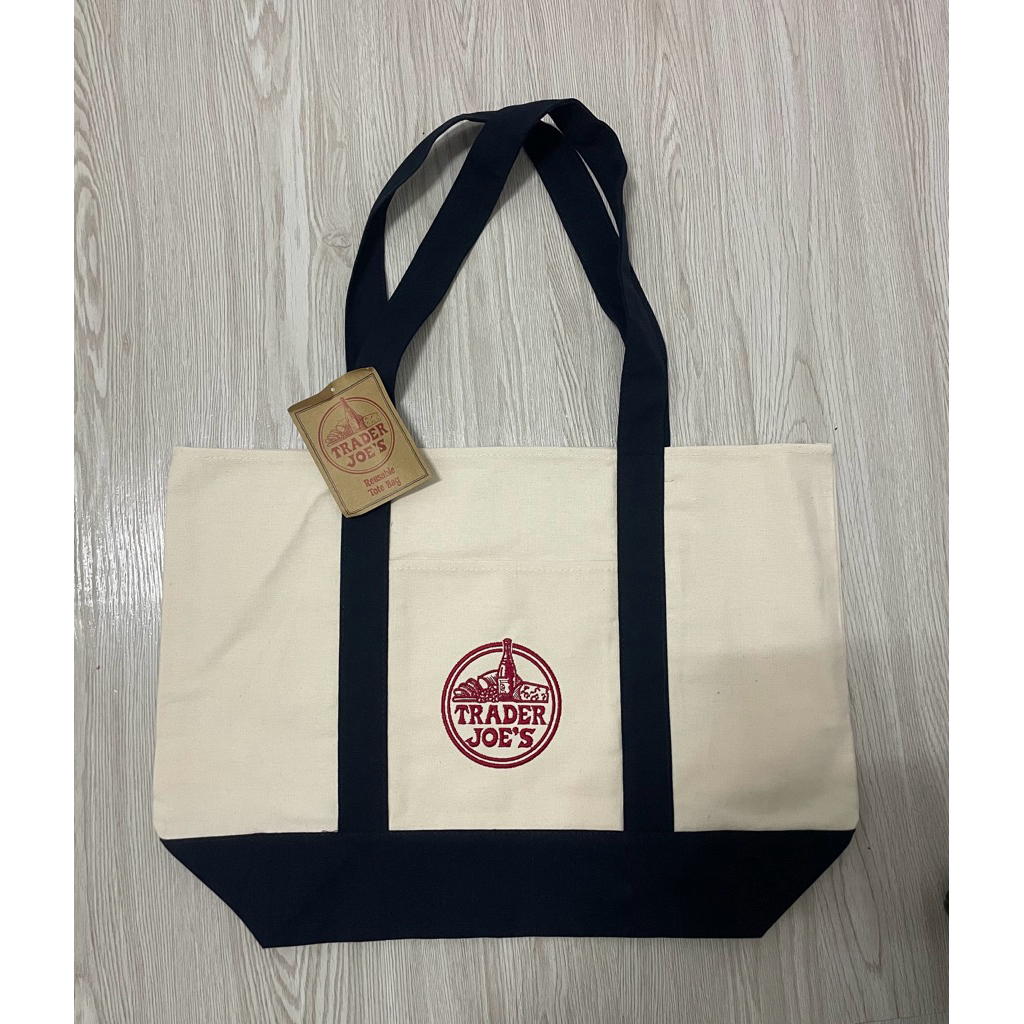กระเป๋า Trader Joe’s