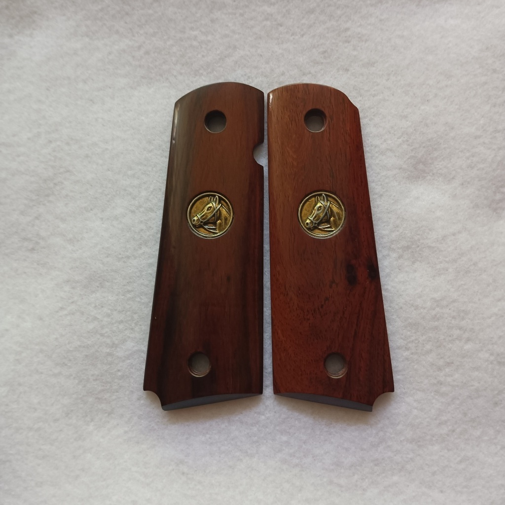 1911 grips ด้ามมีด 1911 ด้ามจับ ประกับไม้แท้ อุปกรณ์เสริมตกแต่งสำหรับ​ 1911 ขนาดมาตรฐานฝังเหรียญม้า