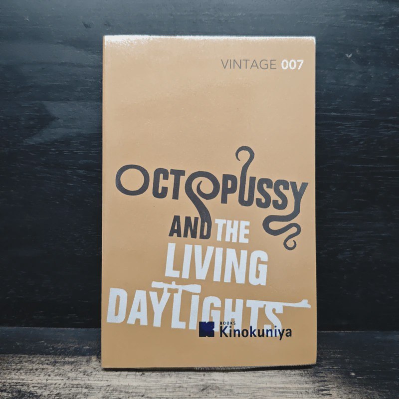 Octopussy and The Living Daylights - Ian Fleming 🏷️ 1162138 [T2]