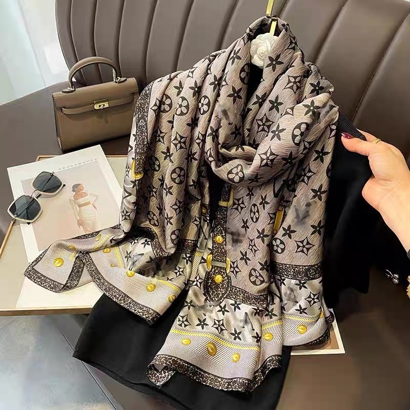 ผ้าคลุมไหล่ซาติน Shawl กันแดด ผ้าพันคอระบายอากาศดี อเนกประสงค์ สวมใส่ได้ทุกฤดู ใช้งานหลายโอกาส เดินทางทำงานออกไปเที่ยว