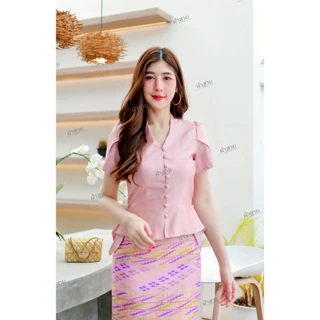 เสื้อไหมสี่เส้น คอวีแต่งชาย อัดผ้ากาว (เฉพาะเสื้อ) ผ้าไทยสไตล์โมเดิร์น￼