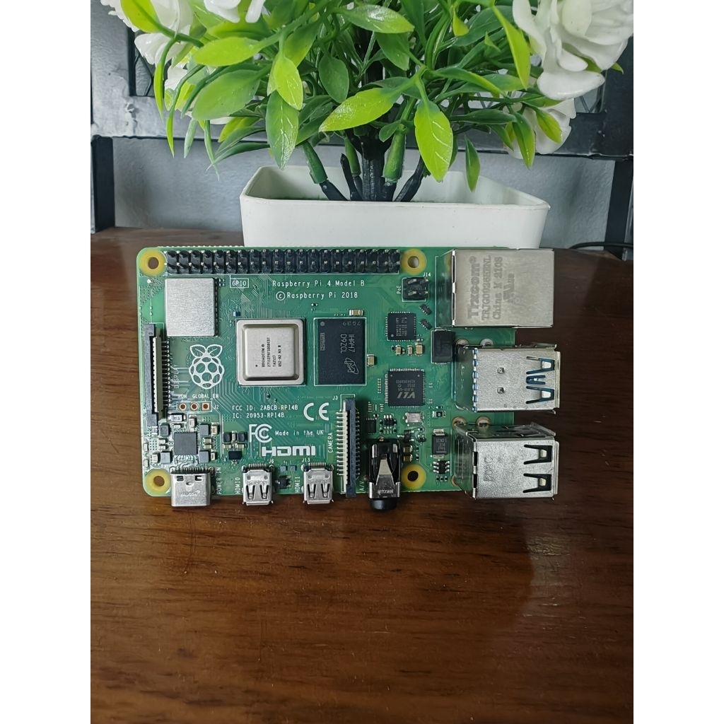 บร์อด Raspberry​ pi4​ model b (8GB) มือสองสภาพ95%¦ไม่เคยผ่านการซ่อม¦แน่นๆทุกช่อง