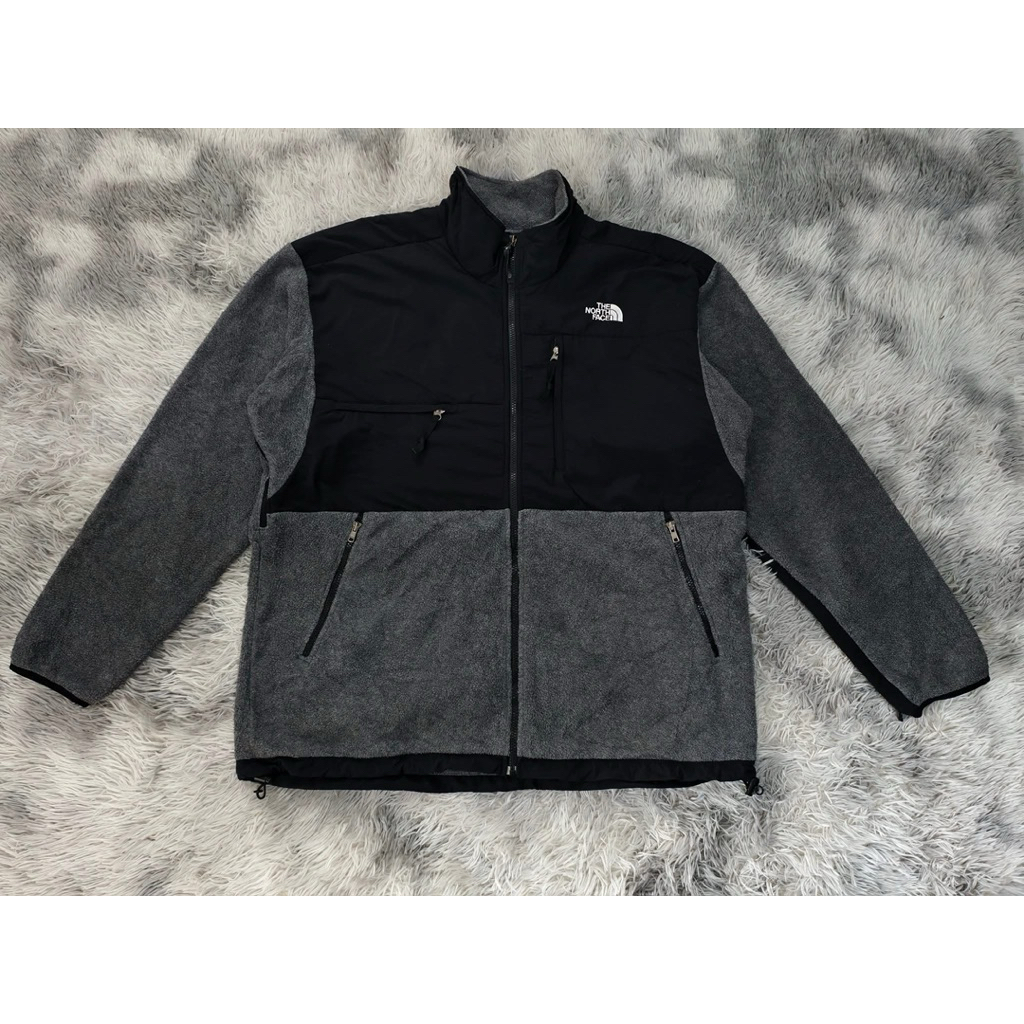 E-64 ➡️เสื้อฟรีส The North Face แท้มือสอง