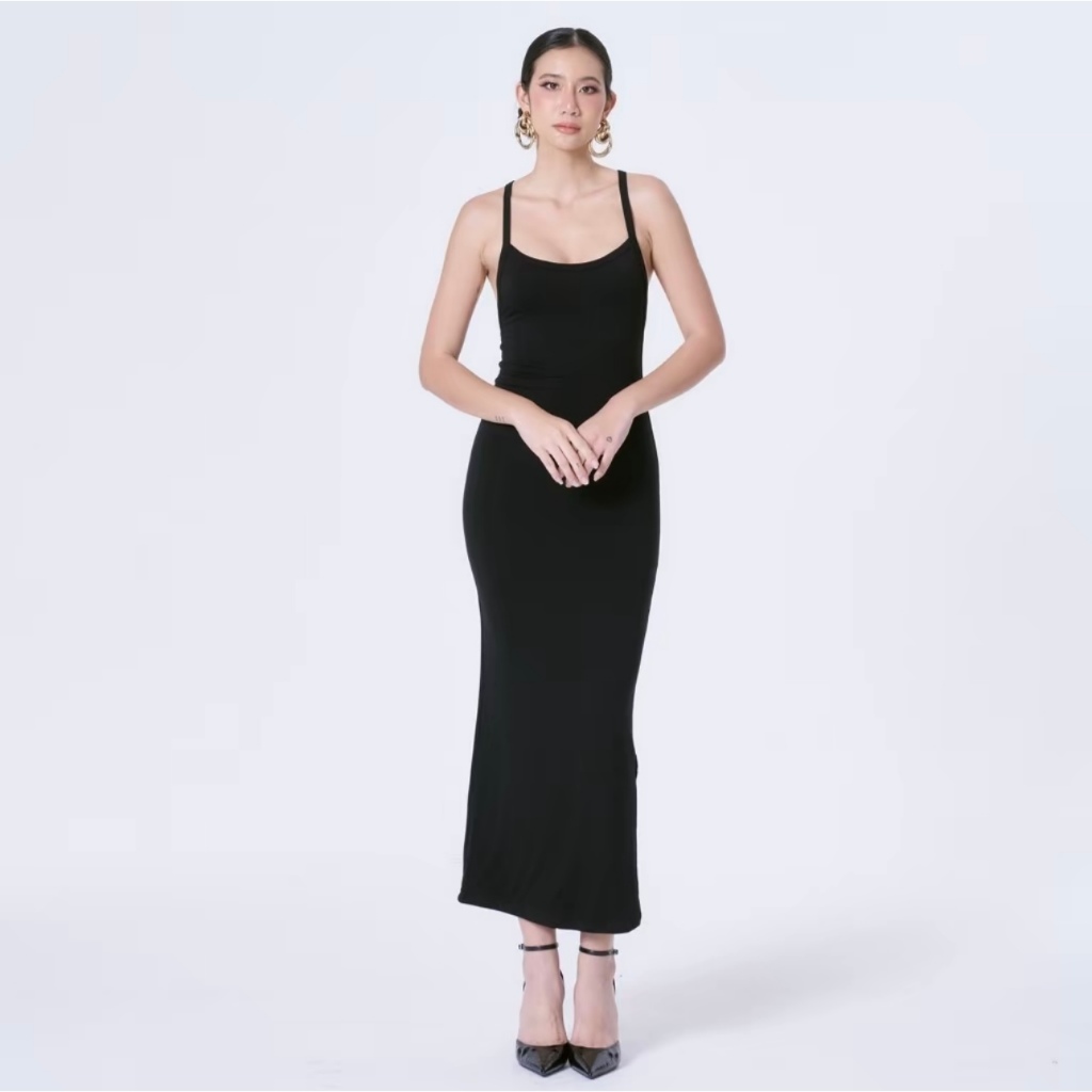 Atipashop - VANTA CURVE DRESS เดรสยาว สายเดี่ยว ดีเทลสายไขว้ด้านหลัง